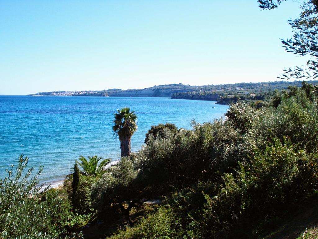 Villa Panorama Michalis Haikos Two Minutes Walk To The Beach Peroulia Kómboi Exterior foto